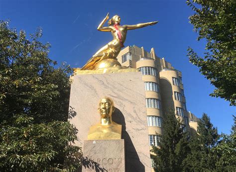 No 45 Foot Statue Of Nude Woman Naked Washington Already Exists WTOP News