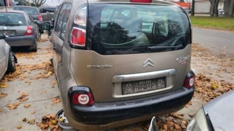 Rozpredam Citroen C3 Picasso 1 4 8FS Nové Zámky Bazoš sk