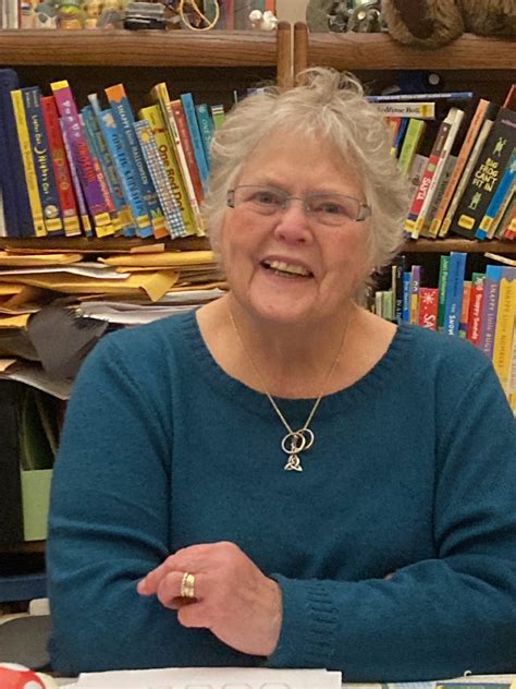 Nancy Wallace retires from Ellwood City library after 35 years