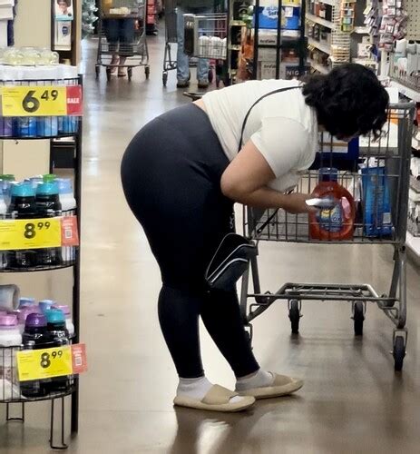 GIANT ASS Latina Clear VPL Spandex Leggings Yoga Pants Forum