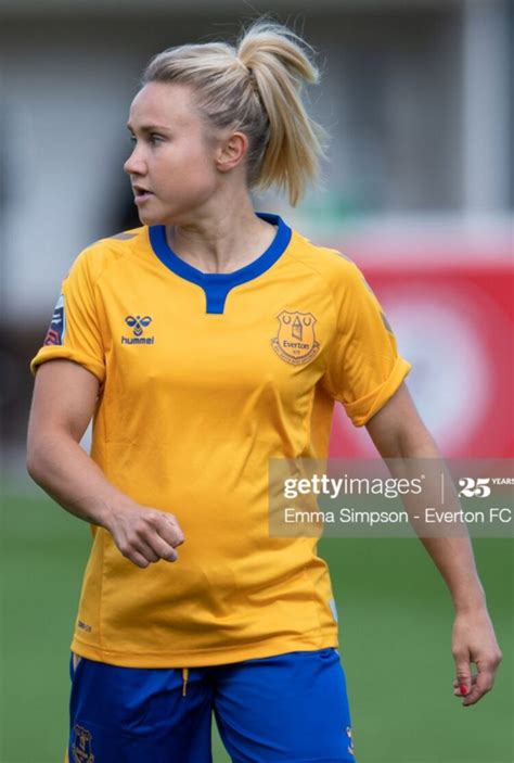 10 Hot Sexy Izzy Christiansen Bikini Pics