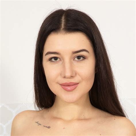 Jolie Butt VR Porn Videos VRPorn