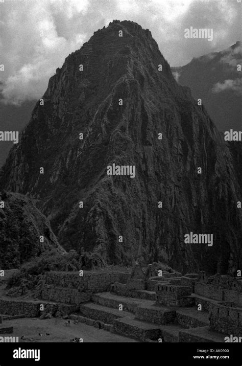 Panoramic View Of The Lost City Of The Incas And Huayana Picchu Machu