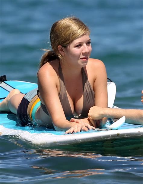 Jennette McCurdy Busty Wearing Bikini Top Shorts On A Beach In Maui Porn Pictures XXX Photos