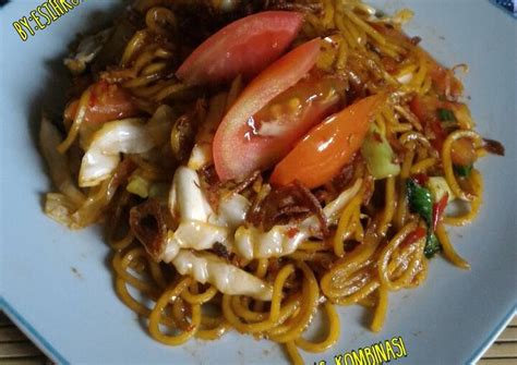 Resep Mie Goreng Kombinasi Oleh Esih Kurniasih Cookpad