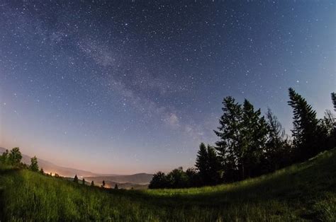 Chorzów Noc spadających gwiazd przed Planetarium Śląskim Dziennik