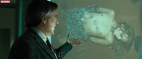 Naked St Phanie Lapointe In La Peur De L Eau