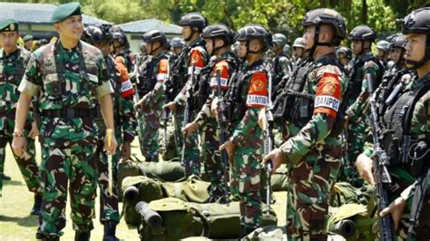 Pangdivif 3 Kostrad Siapkan Pasukan Para Raiders Bertempur Di Papua