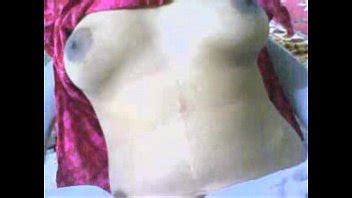 Riya Presionando Las Tetas En La C Mara Web Xvideos