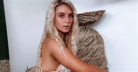 Love Island S Lucie Donlan Unleashes Booty As She Dons Teeny Nude Bikini Daily Star