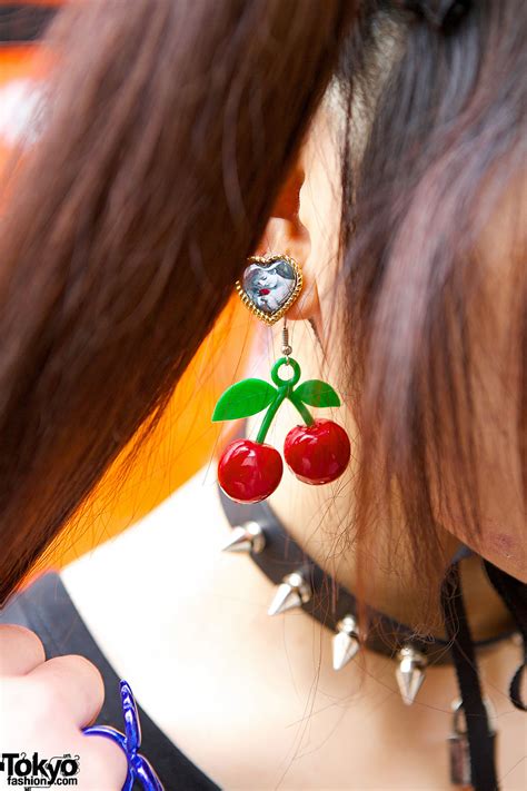 Harajuku Girls In Twin Tails W Sex Pot Revenge Hellcatpunks H NAOTO Tokyo Fashion