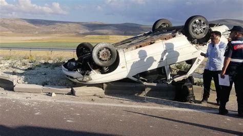 Kayseri de otomobil dereye devrildi 2 yaralı Son Dakika Haberleri