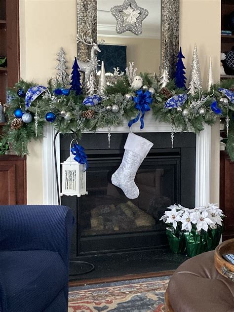 Gold and White Christmas Decor: "Glamorous Gold and White Christmas