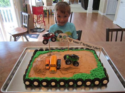 It S Fun 4 Me Monster Truck Cake How To Position A Truck In The Air