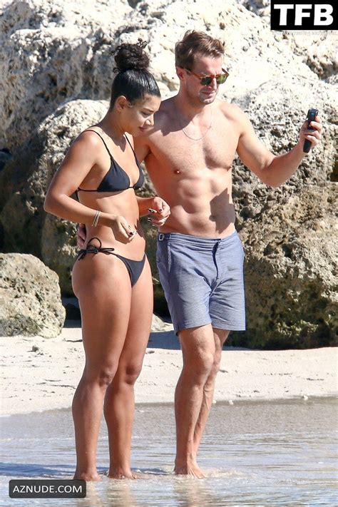 HANNAH FALLIS BRONFMAN Nude AZNude