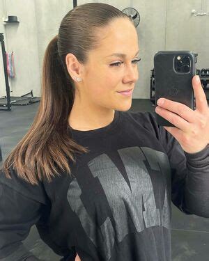 Toni Paras Leaked Nude Photos And Videos