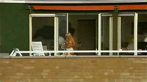 Naked Barbara Nielsen In Zum Zweiten Fr Hst Ck Hei E Liebe