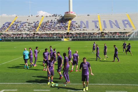 Fiorentina Allenamento A Porte Aperte La Repubblica