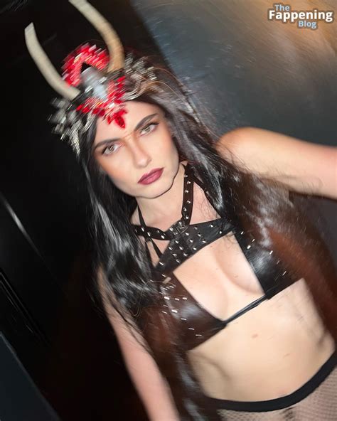 Nikia Lee Madmaven Nude Leaks Photo TheFappening