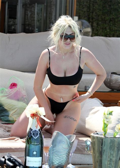 Chloe Ferry Bikini Porn Pictures Xxx Photos Sex Images Pictoa