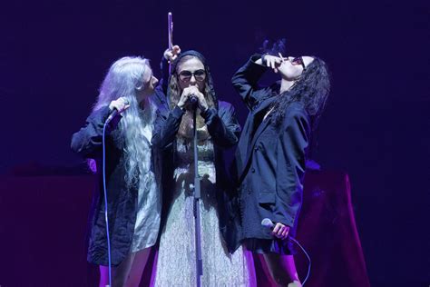 In Piena Dissidenza Tornano Le Pussy Riot The Way Magazine