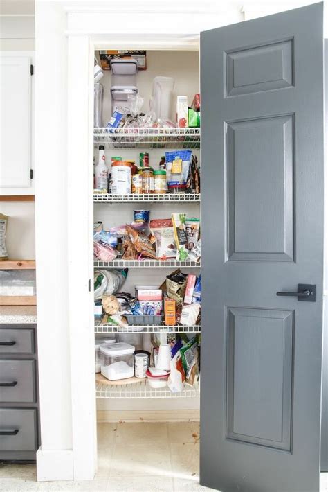 How to Build a DIY Pantry Can Organizer | Hometalk