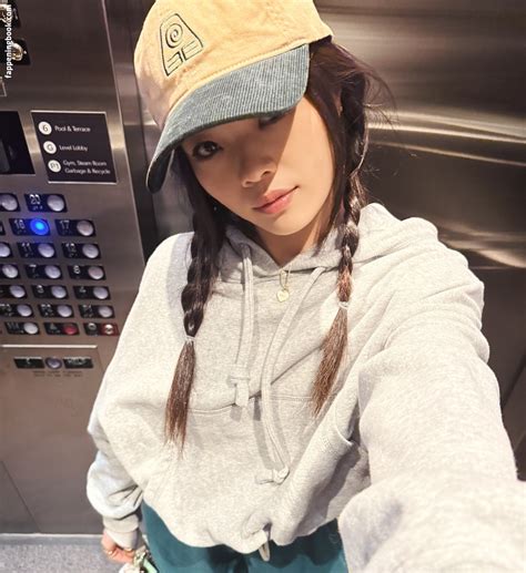 Miya Cech Miyacech Nude Onlyfans Leaks Fappening Fappeningbook