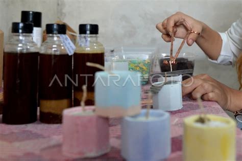 Produksi Lilin Berbahan Minyak Jelantah Antara Foto