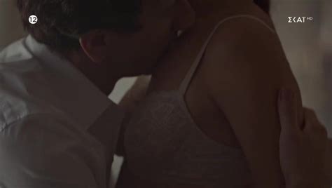 Nude Video Celebs Melia Kreiling Sexy Oi Pantheoi S E