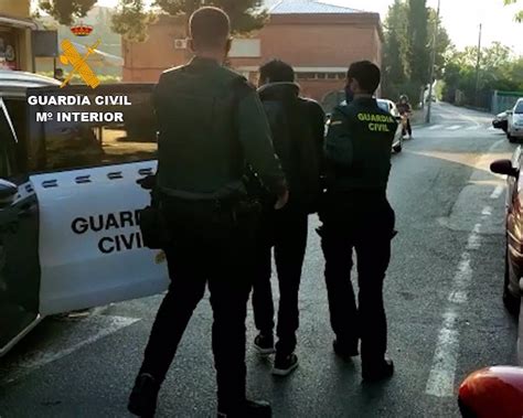 La Guardia Civil Detiene A Un Peligroso Delincuente Por Siete Robos En