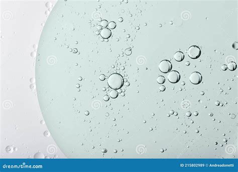 Circular Oil Bubbles Or Globules On The Surface Of A Liquid Stock Image