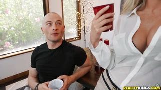 Horny Isabelle Deltore Is Going To Fuck Zac Porn Movies Movs