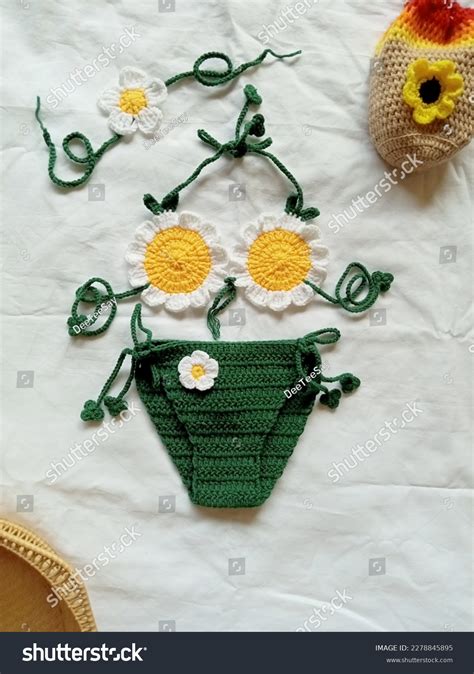 1 294 Bikini Crochet Royalty Free Images Stock Photos Pictures Shutterstock