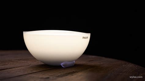 Вещь дня: Philips Hue Go — «умный» свет без проводов, создающий ...