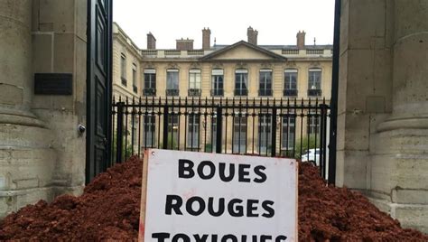 Des boues rouges de Gardanne déversées à Paris