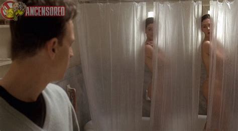 Naked Lara Flynn Boyle In Threesome