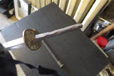 Tri Blade Dagger Antiques Board