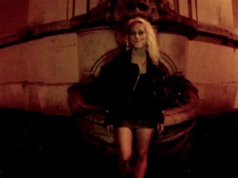 Cette Pute Blonde Veut Toujours Du Sexe Libertines Me