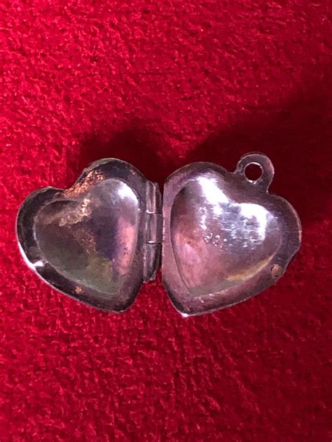 MID CENTURY MODERN MCM VINTAGE CHARM HEART LOCKET STE Gem