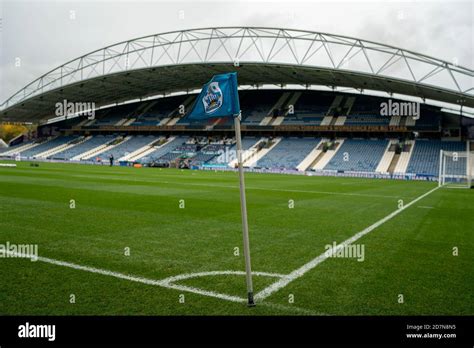 John Smiths Stadium Hi Res Stock Photography And Images Alamy