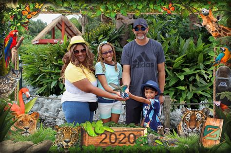 Family Day at the Zoo - DA' STYLISH FOODIE