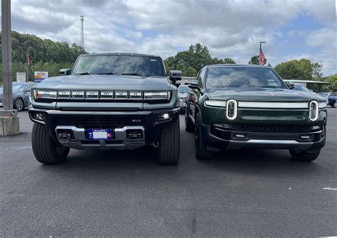 R S Vs Hummer Ev Suv Size Comparison Side By Side Page Rivian