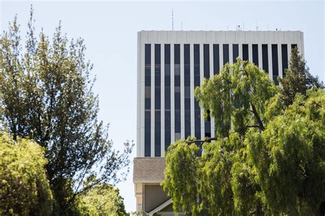 Public Agenda: utilities undergrounding, zoning changes for housing