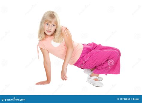 Fille De L Adolescence Blonde Mignonne Dans La Pose De Robe