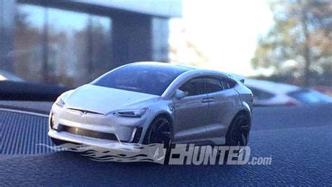 T Hunted O In Dito Tesla Model X Da Hot Wheels