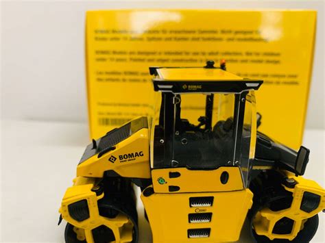 Bomag Fayat Group 150 Scale Die Cast Model Bw 174 Ap Tandem Roller New