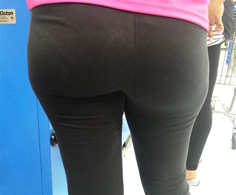 I Could Not Get Over The Ass Cheeks On This Milf Spandex Leggings Yoga Pants Forum