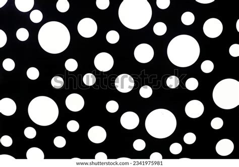 sized circles images stock  vectors