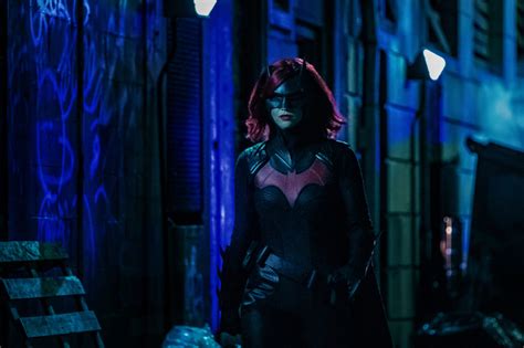 Batwoman Season 1 Episode 8 Preview A Mad Tea Party