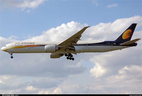 VT JEG Boeing 777 35RER Jet Airways Edgar JetPhotos